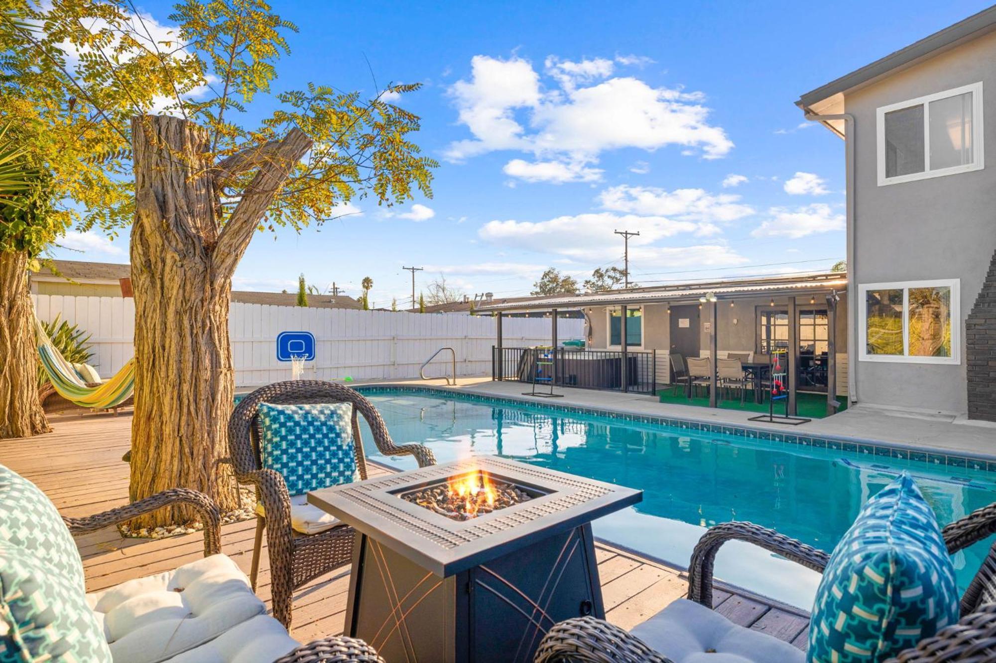 Serene Sanctuary Pool, Hot Tub And Game * San Diego